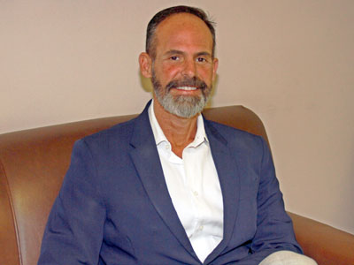 DR. CARLOS JANIBELLI                               A CONJUNTURA ECONÔMICA INTERNACIONAL - REFLEXOS NACIONAL