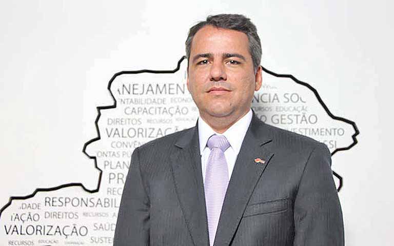 O MUNICIPALISMO BRASILEIRO