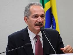 EM 12/09 - 19:30 - BRASIL NO CENÁRIO POLÍTICO MUNDIAL - ALDO REBELO